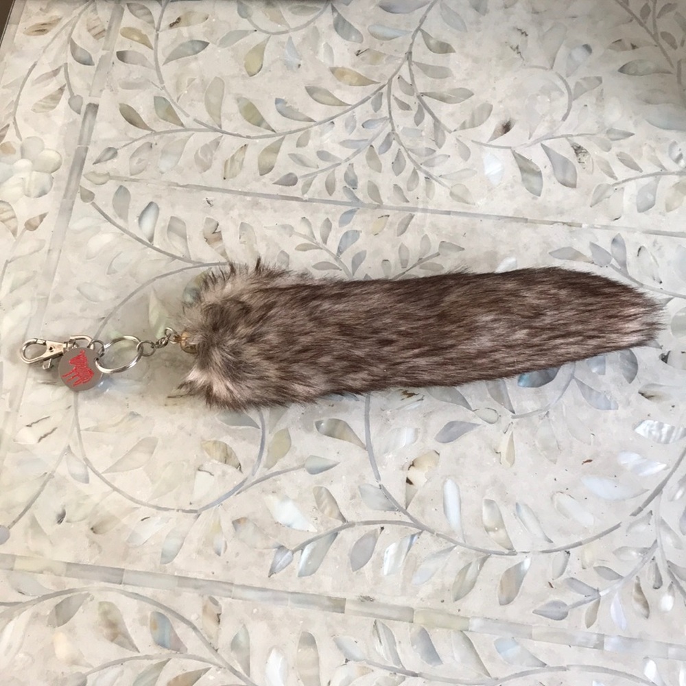 Fake fur Foxtail Keyring NEW
